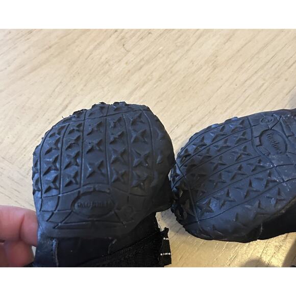 Dog Shoes Large All Weather Hot Surfaces Snow Cold Waterproof Black True Love - Picture 3 of 9